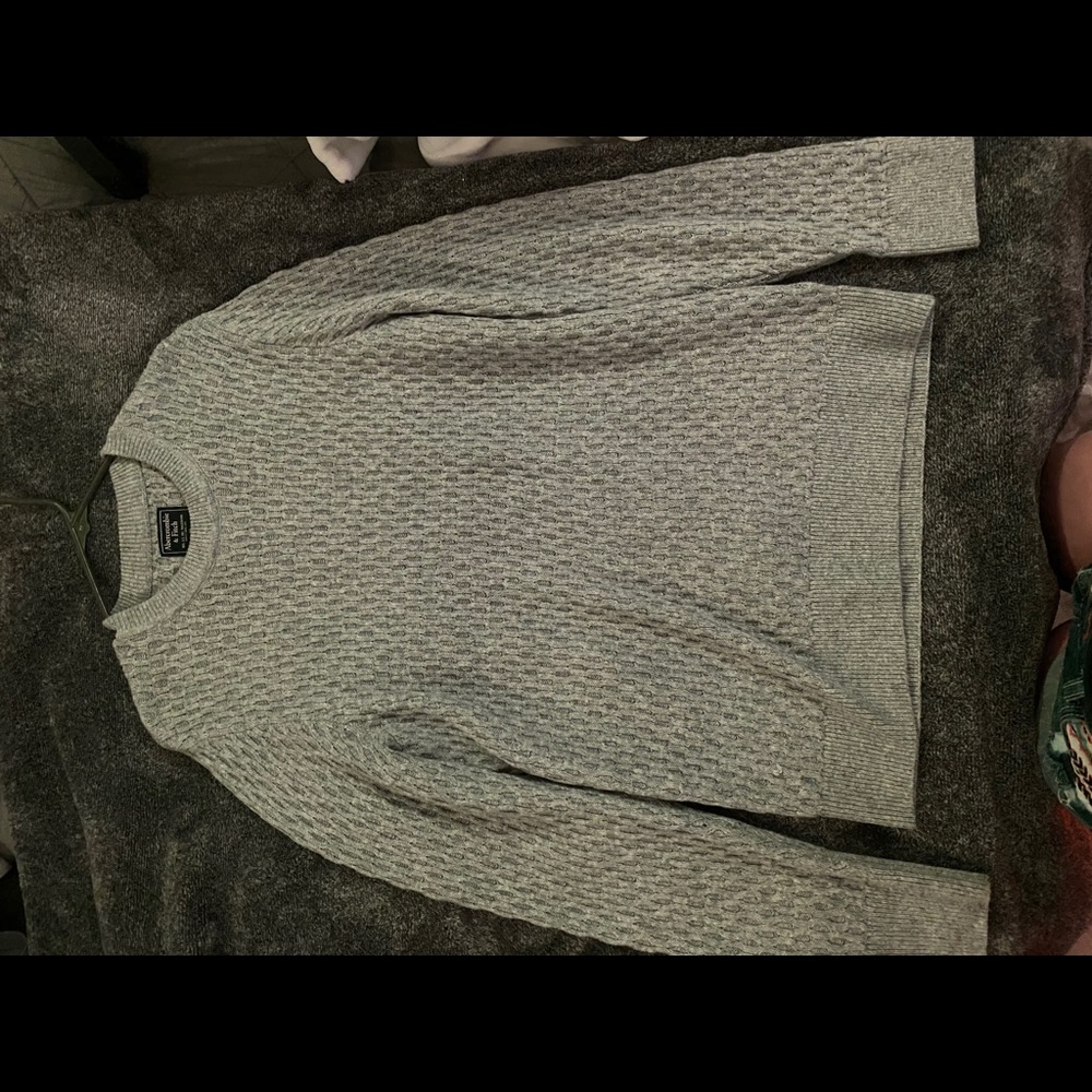 Crew neck sweater